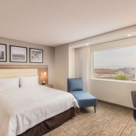 Hampton Inn By Hilton Tijuana Exterior photo