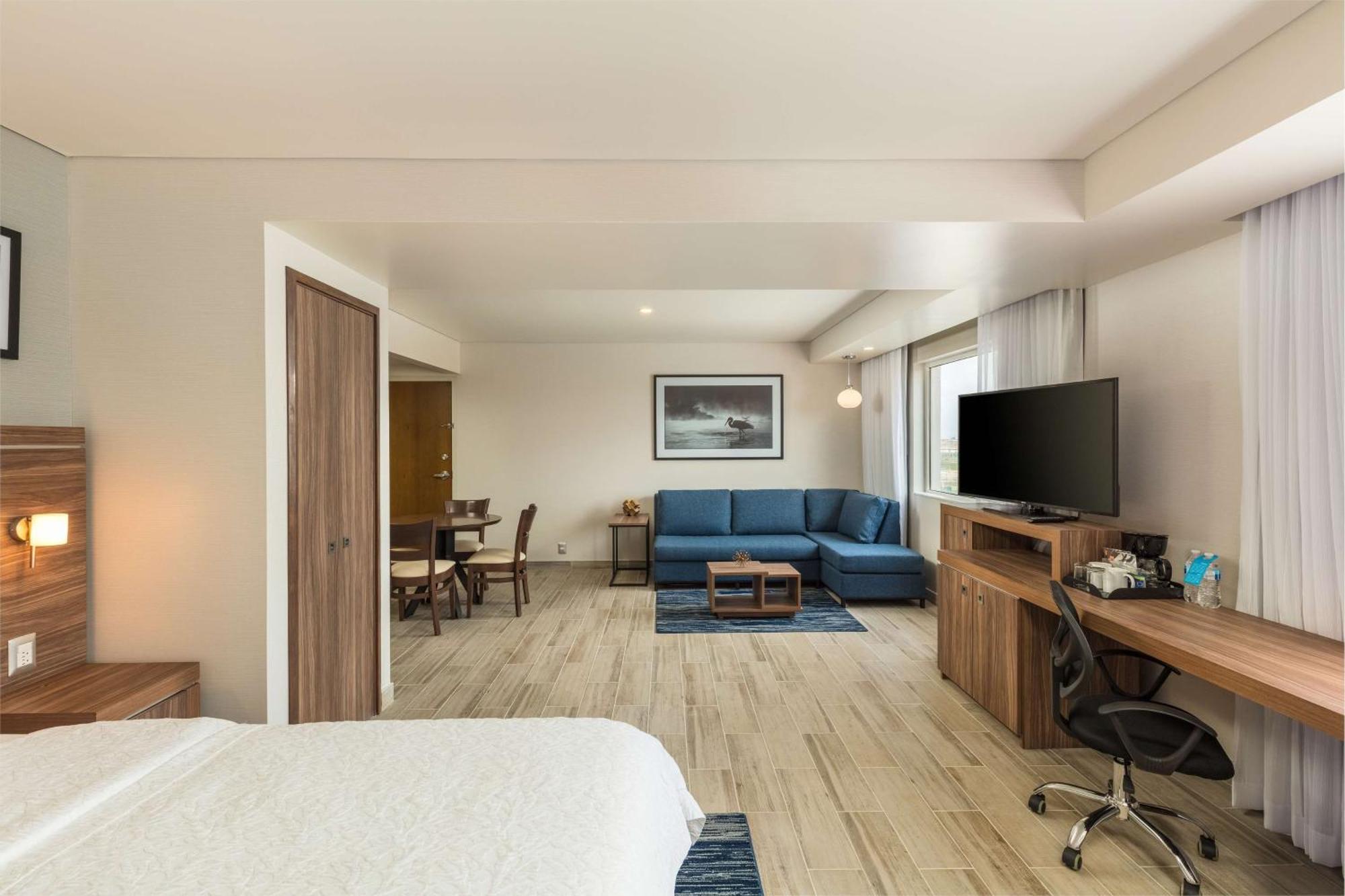 Hampton Inn By Hilton Tijuana Exterior photo