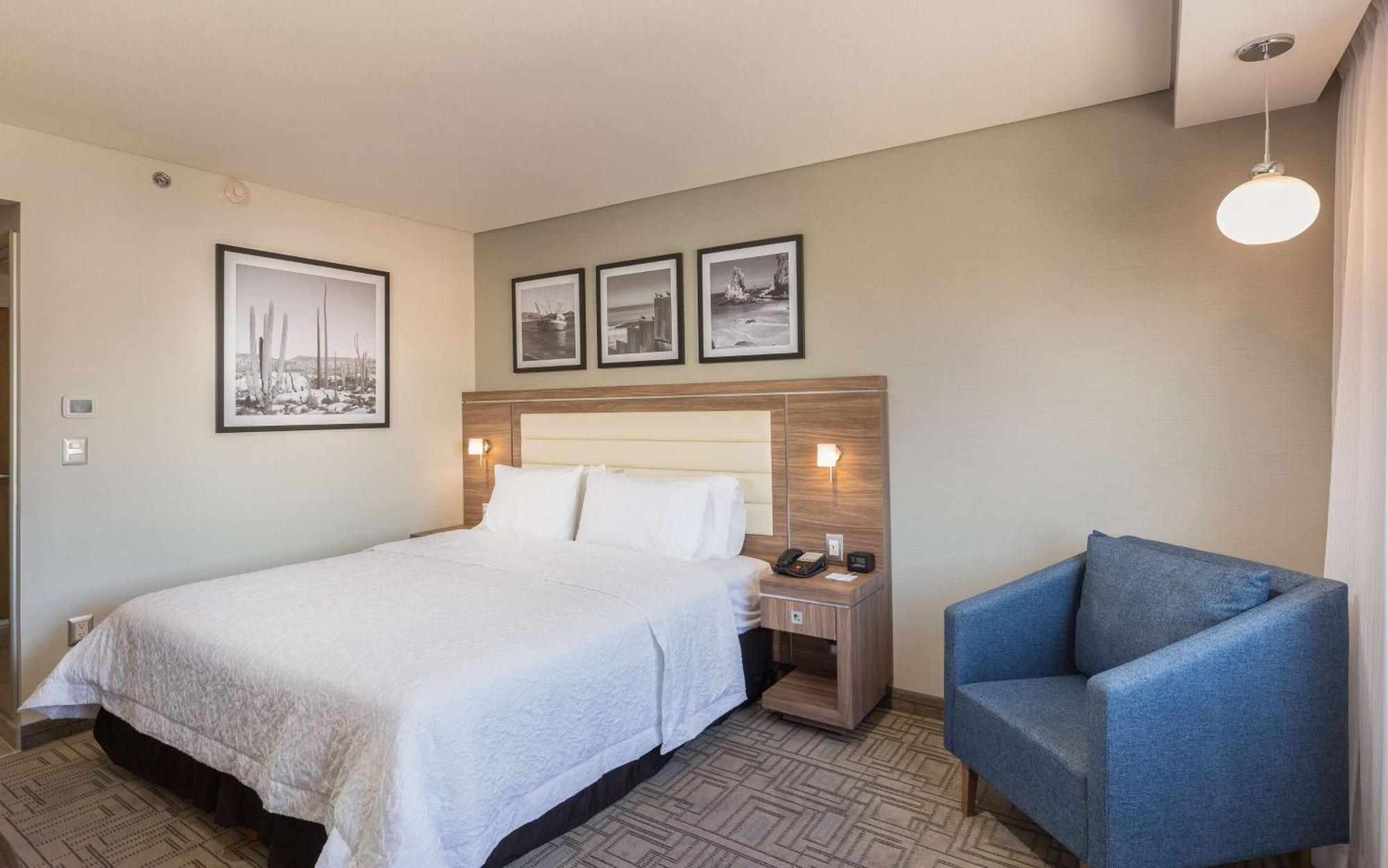Hampton Inn By Hilton Tijuana Exterior photo