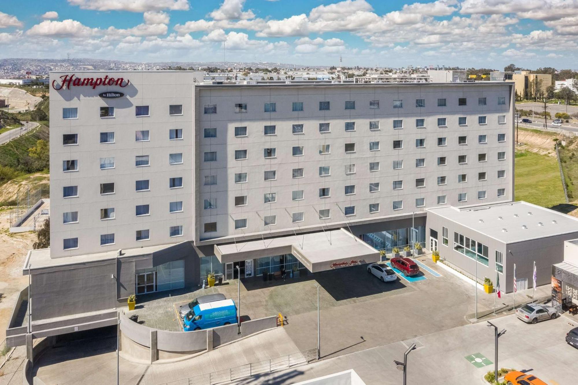 Hampton Inn By Hilton Tijuana Exterior photo
